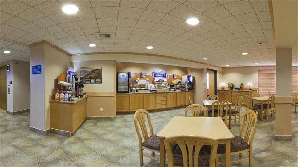 Holiday Inn Express Hotel & Suites Richland Extérieur photo