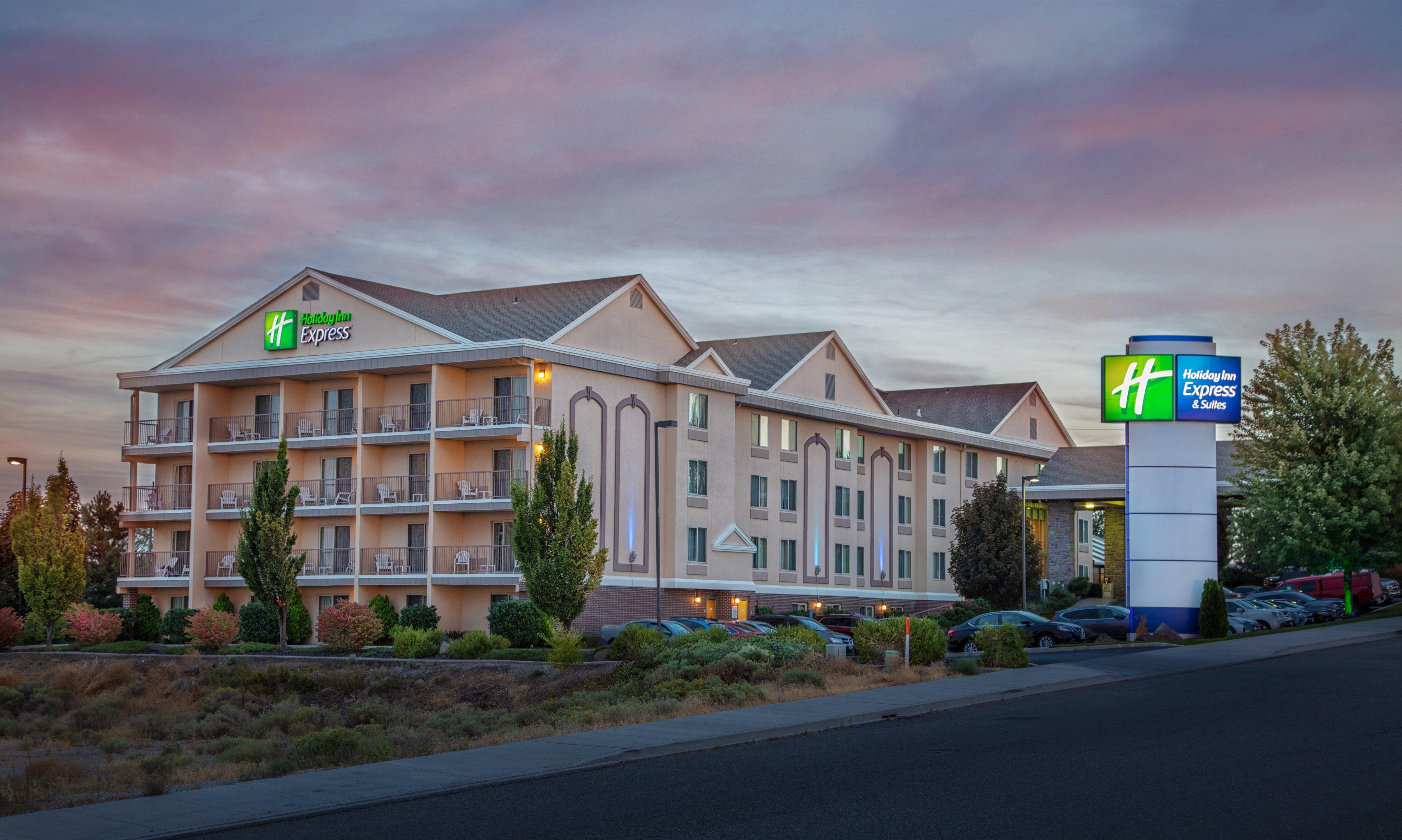 Holiday Inn Express Hotel & Suites Richland Extérieur photo